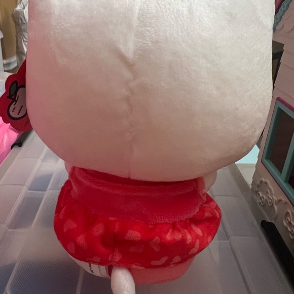 Hello Kitty Plush - Picture 3 of 5
